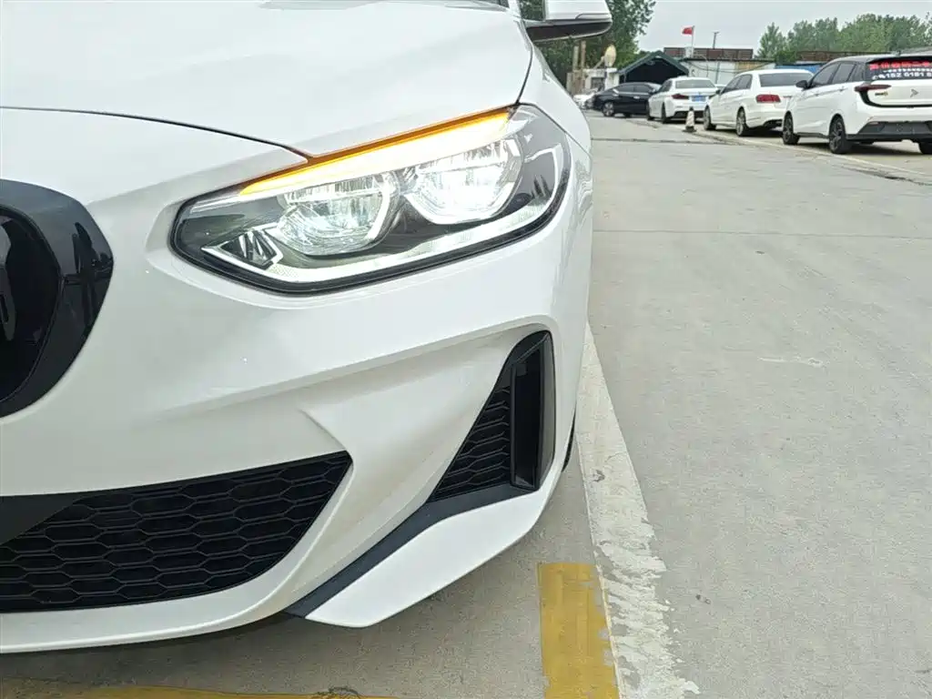 BMW 1 Series 2020 Model 120i M Sport Package фото 23