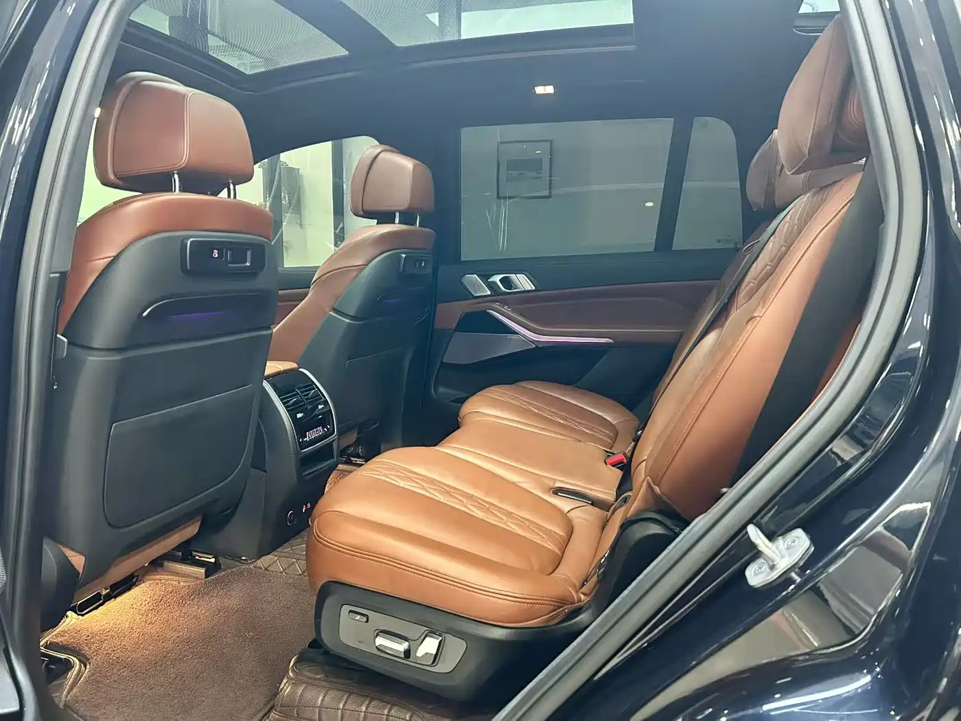 BMW X7 2019 xDrive40i Exclusive M Sport Package фото 5