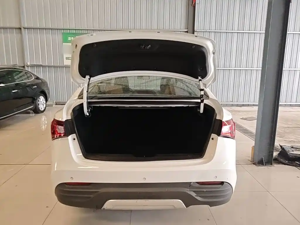 MG GT 2017 2016 Model 1.5L Automatic Premium Luxury Edition