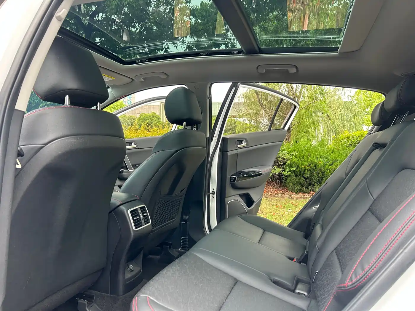 Kia KX5 2021 1.6T Automatic 2WD Luxury Version фото 12