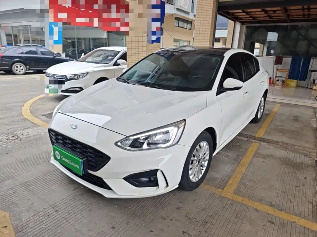 Ford Focus 2020 Sedan EcoBoost 180 Automatic Sharp Trend Type