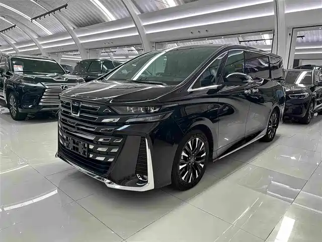 Toyota Vellfire Toyota Crown, гибрид, 2.5L, Максимум, представительская