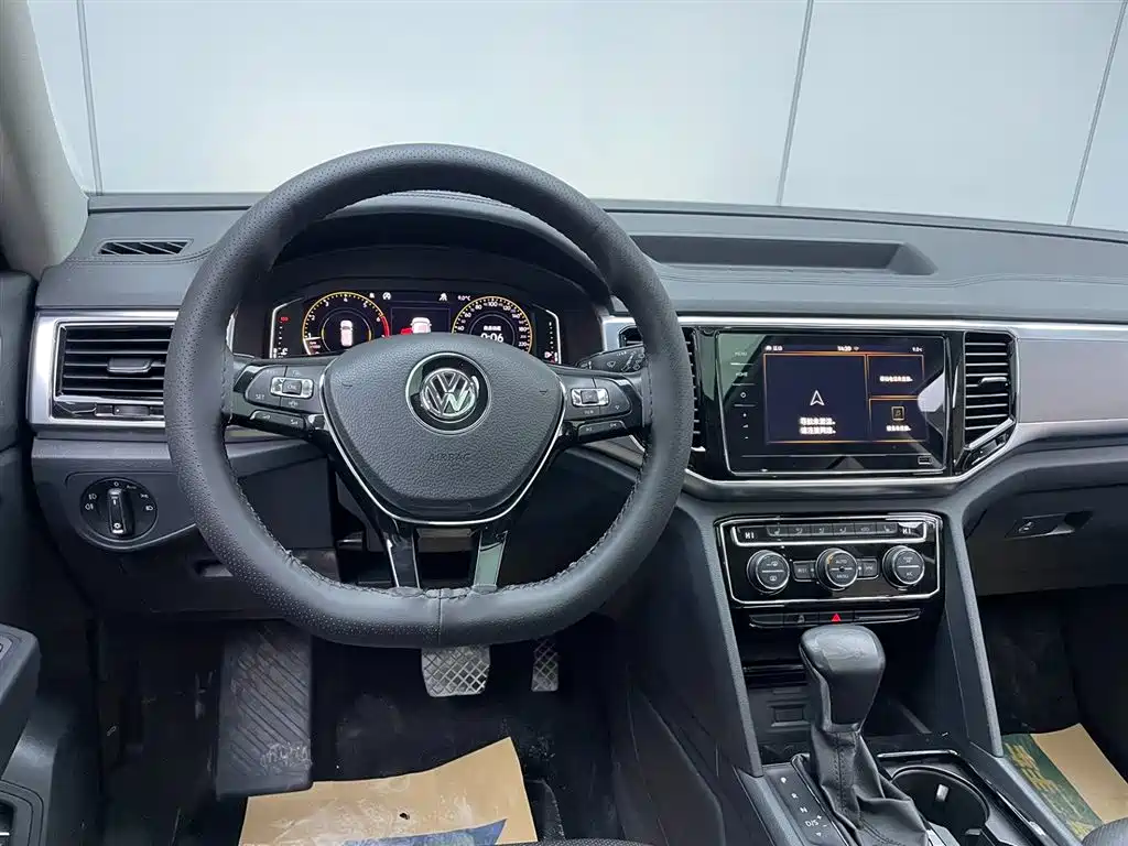 Volkswagen Teramont 2020 380TSI 4WD Luxury Edition China VI фото 32