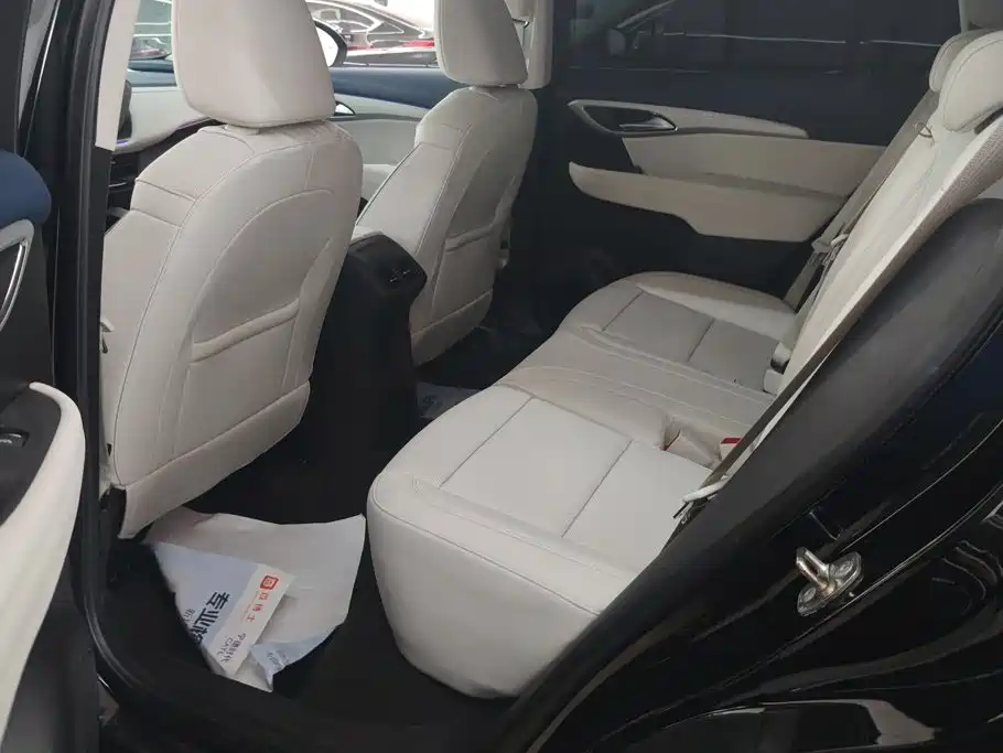 Buick Envision Plus 2025 2025 Enclave Plus AWD Avenir