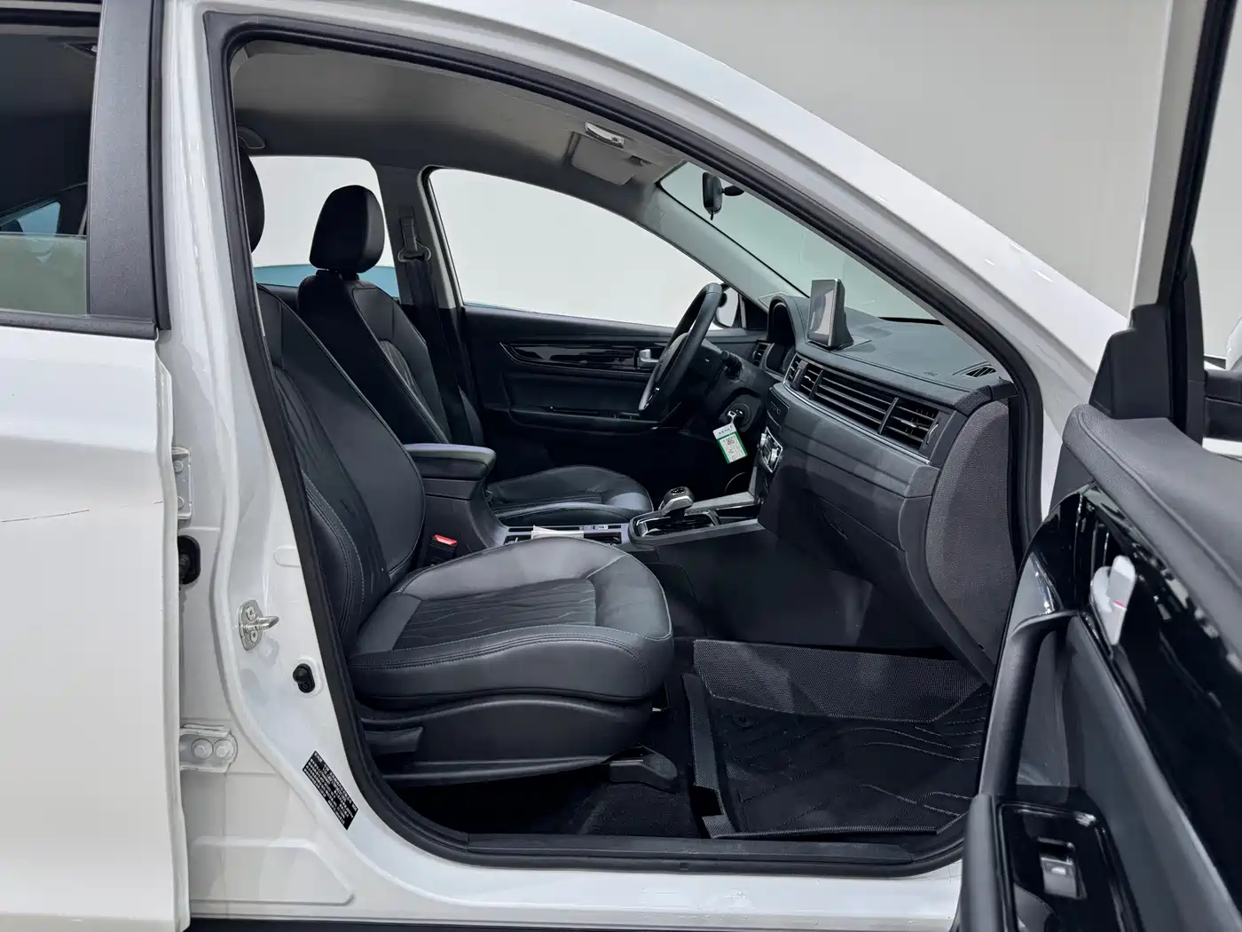 Dongfeng Fengxing Fengxing S60EV 2024 2024 Commercial Operation Model