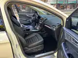 Фото 8 - Ford Edge