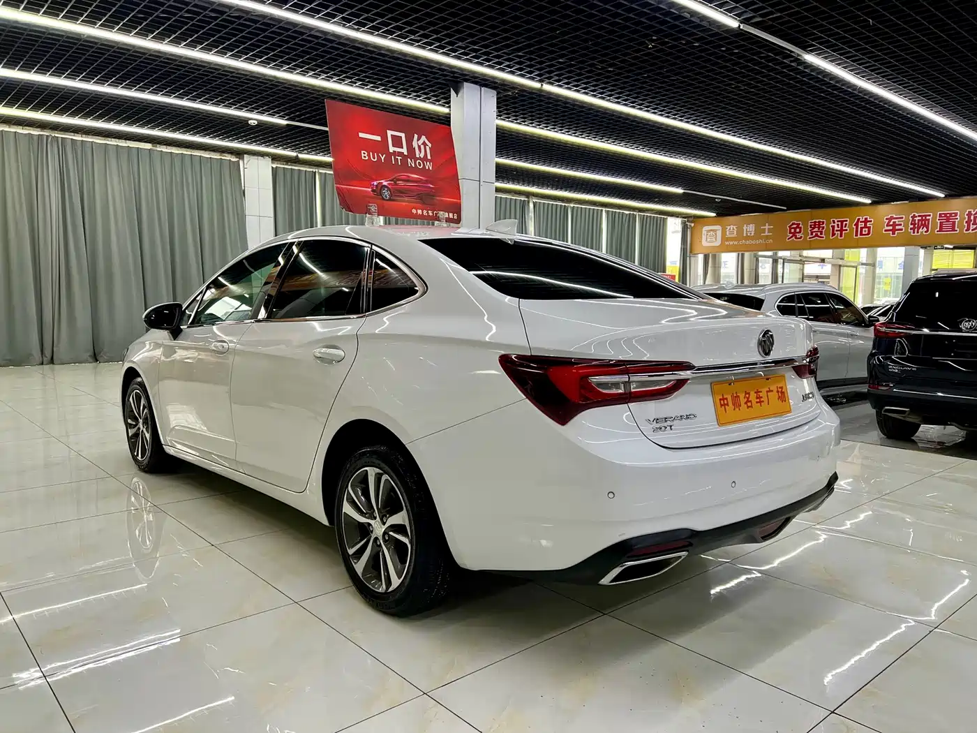 Фото 4 - Buick Verano