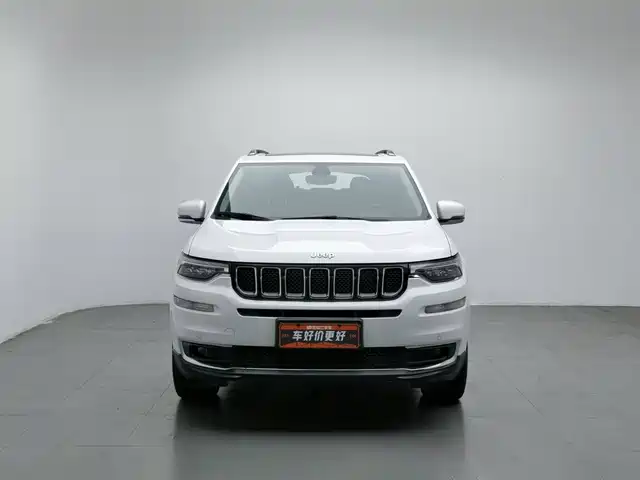 Jeep Grand Commander 2018 2.0T 4WD Joy Edition (China VI) — фото 3