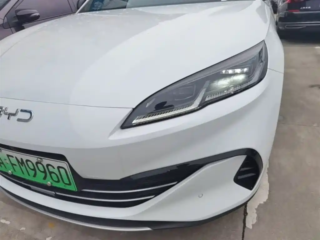 BYD Seal 06 New Energy 2024 DM-i 120KM Honor фото 24