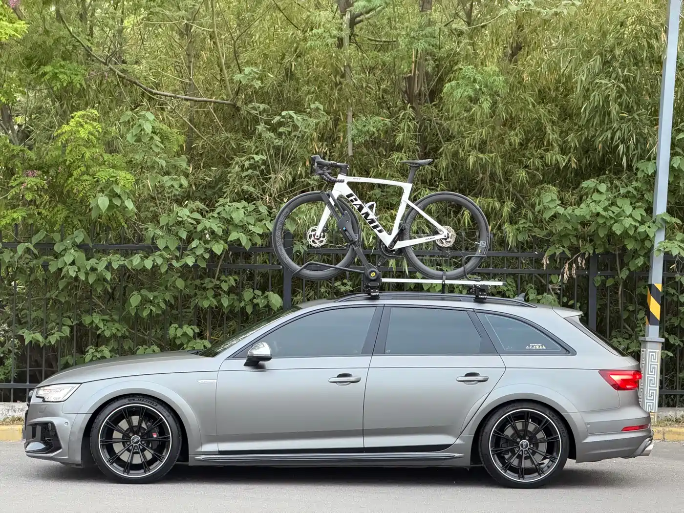 Audi A4 (Import) 2017 45 TFSI allroad quattro Sport фото 9