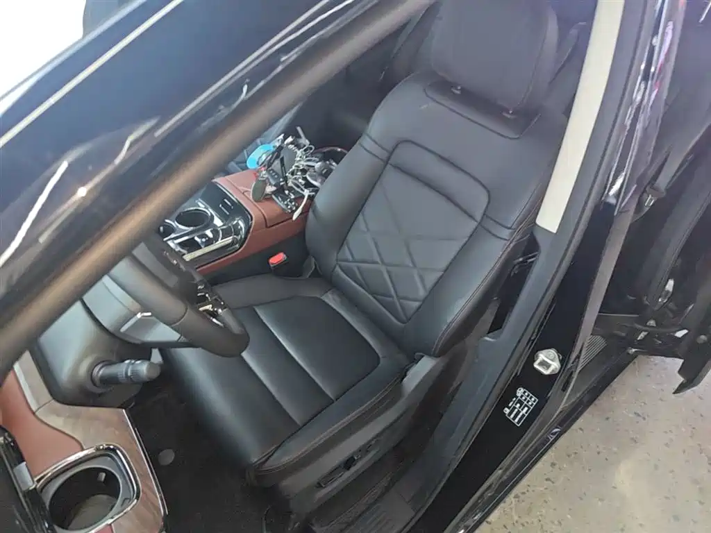 GAC Trumpchi Trumpchi E8 NEV 2024 Model 150km MAX+ фото 15