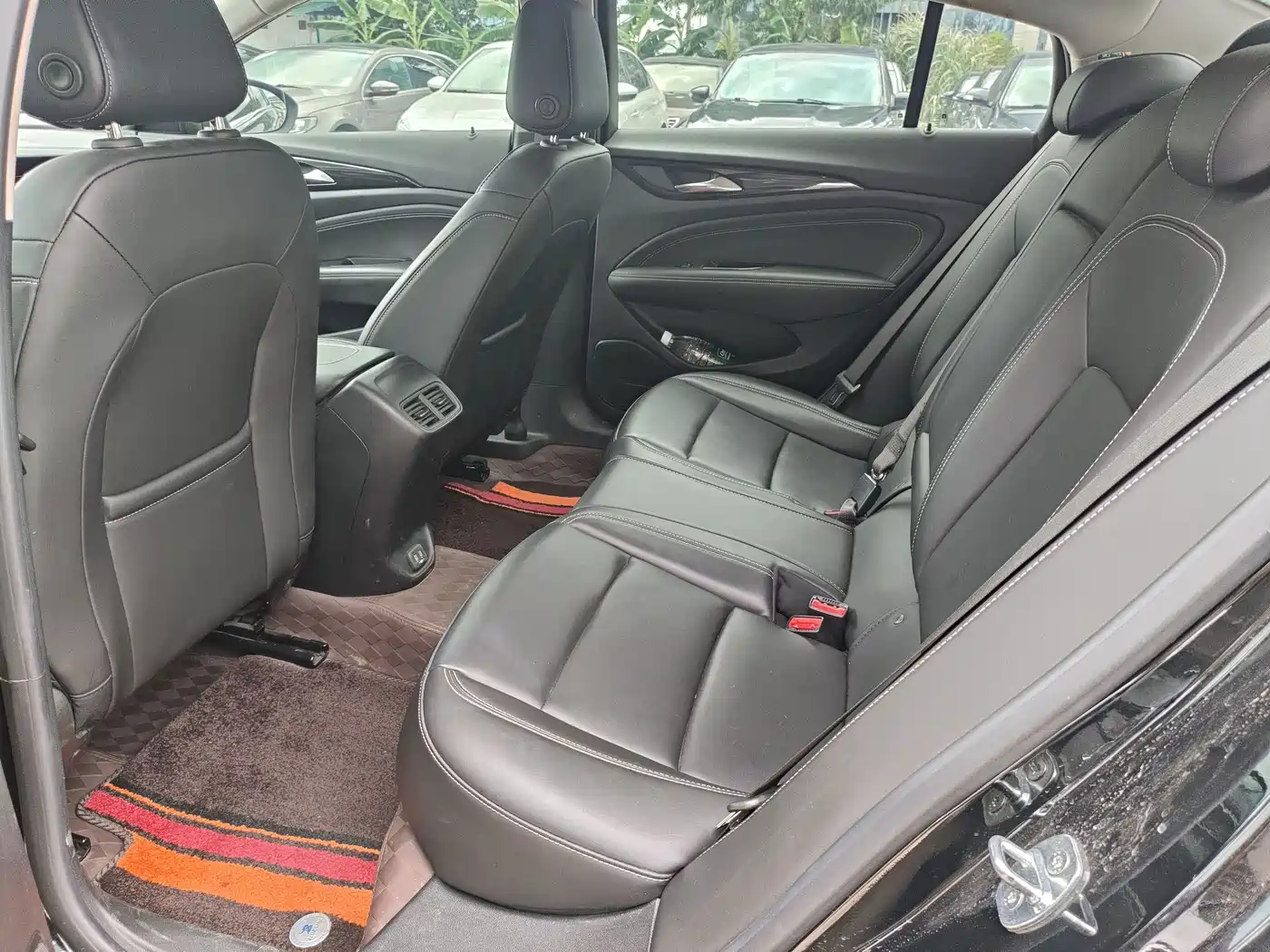 Photo 5 - Buick Regal