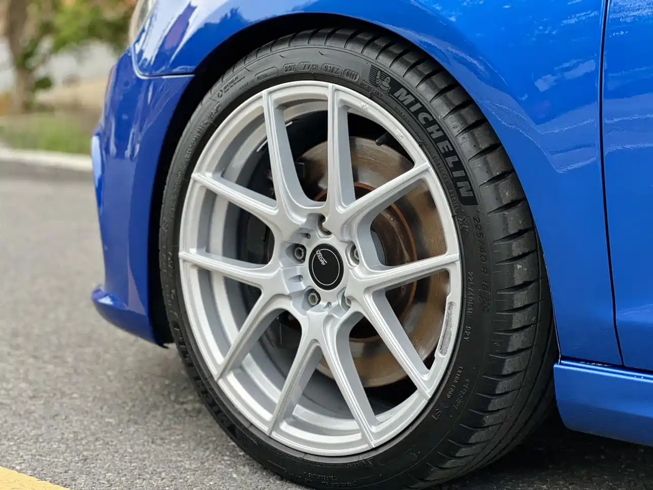 Volkswagen Golf (Import) 2011 2.0TSI R фото 17