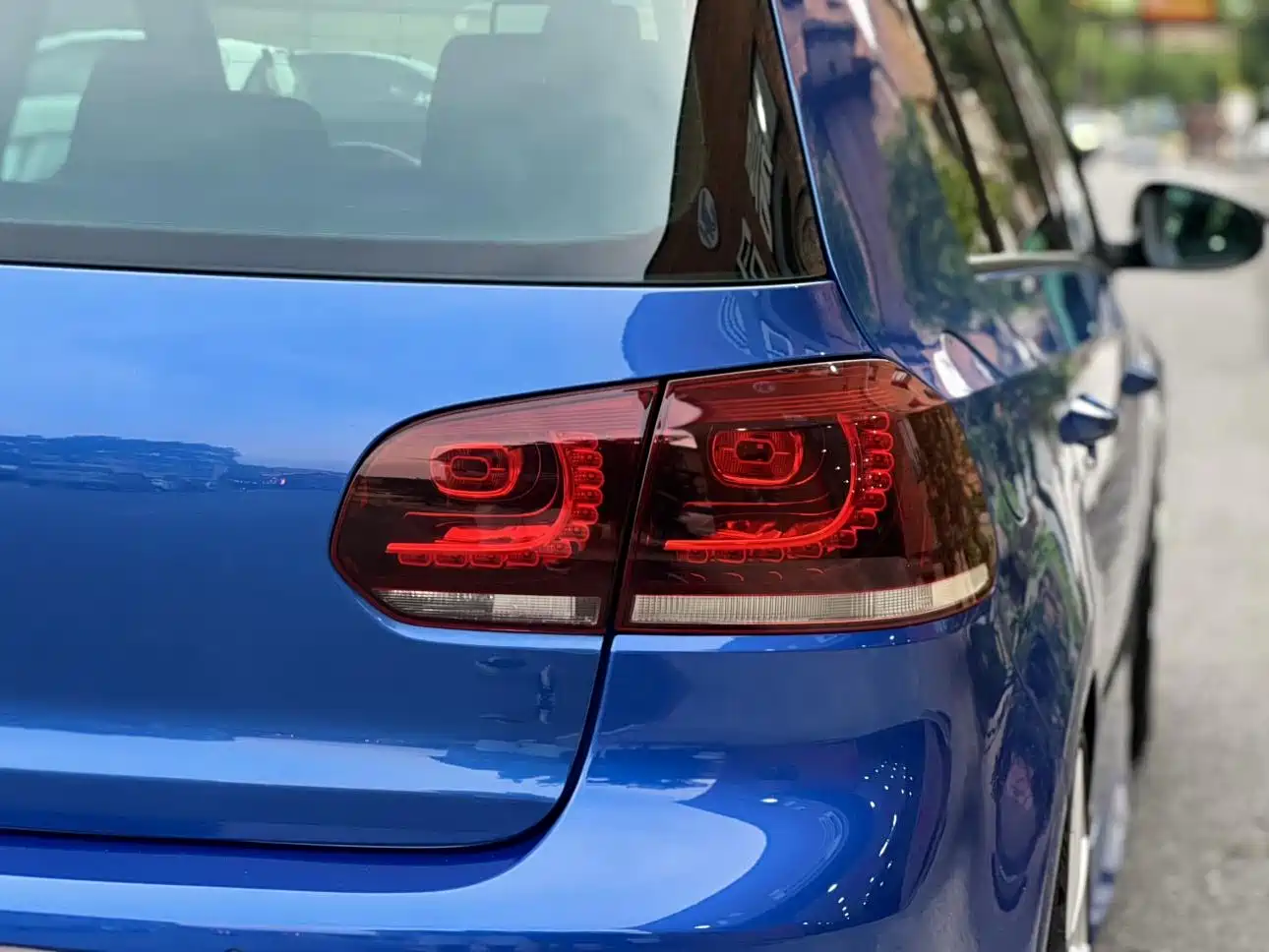 Volkswagen Golf (Import) 2011 2.0TSI R фото 21