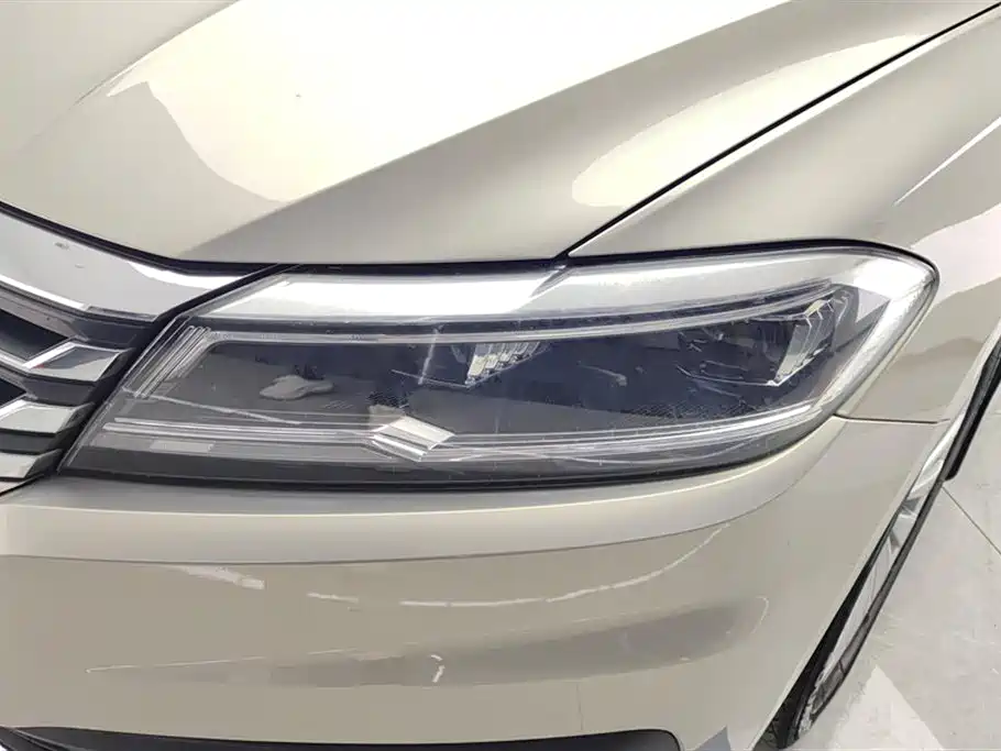 Volkswagen Lavida 2021 1.5L Auto Comfort Edition фото 5