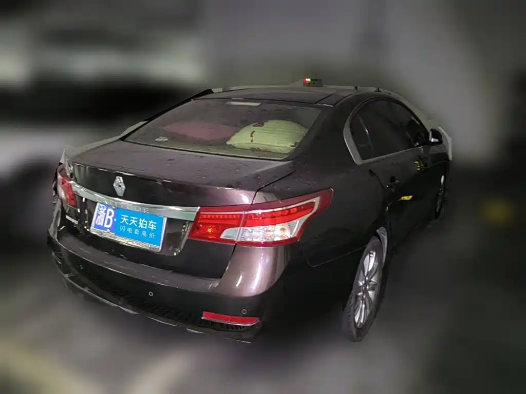 Renault Latitude 2013 2013 Facelift 2.0L CVT Luxury Edition