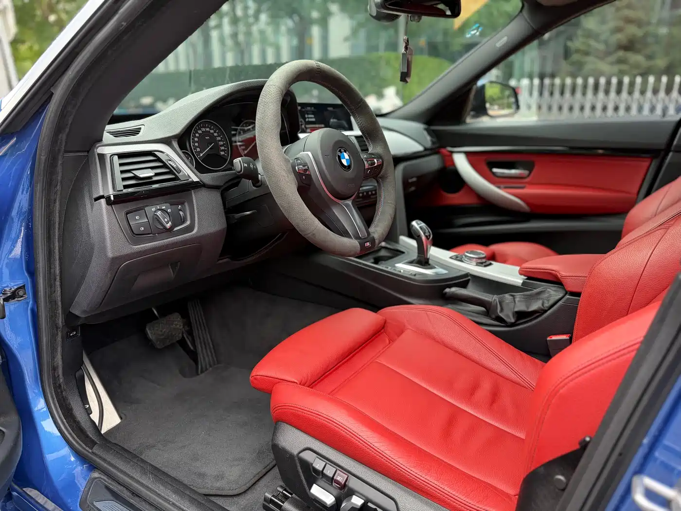 BMW 3 Series GT 2014 328i xDrive Design Package фото 8