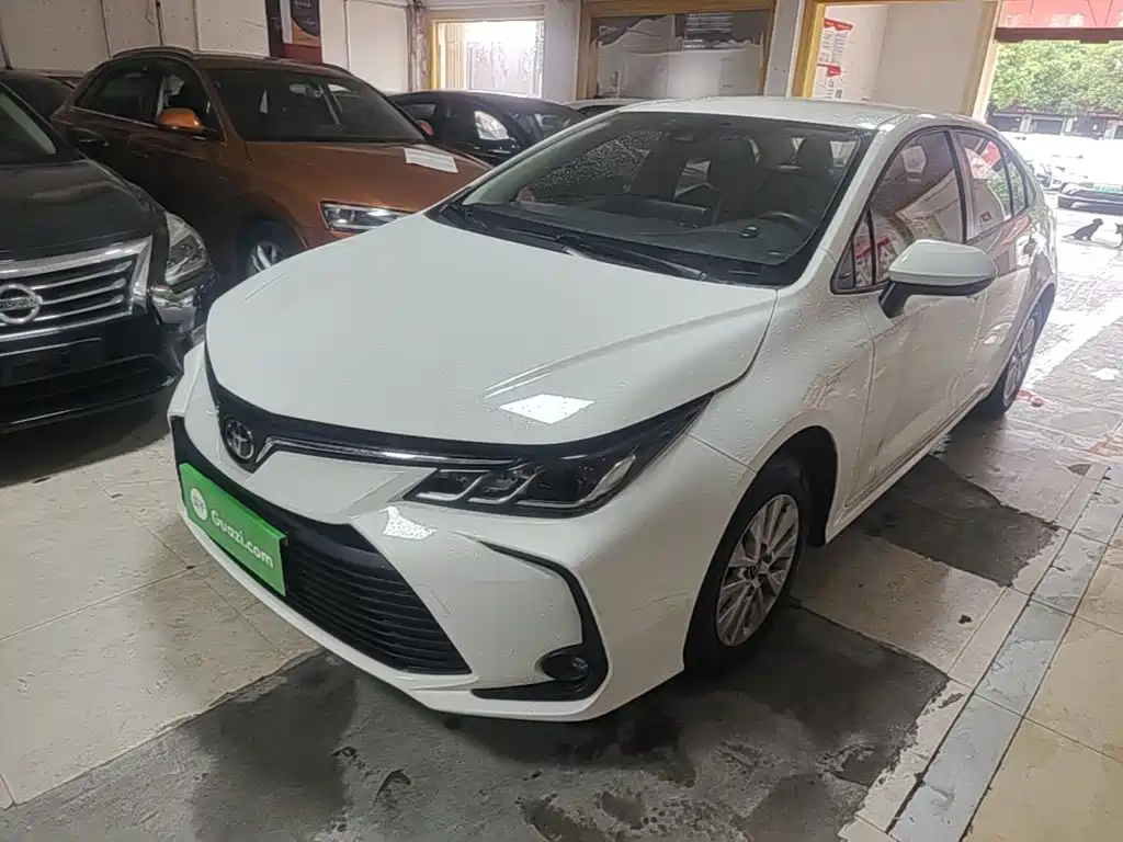 TOYOTA COROLLA