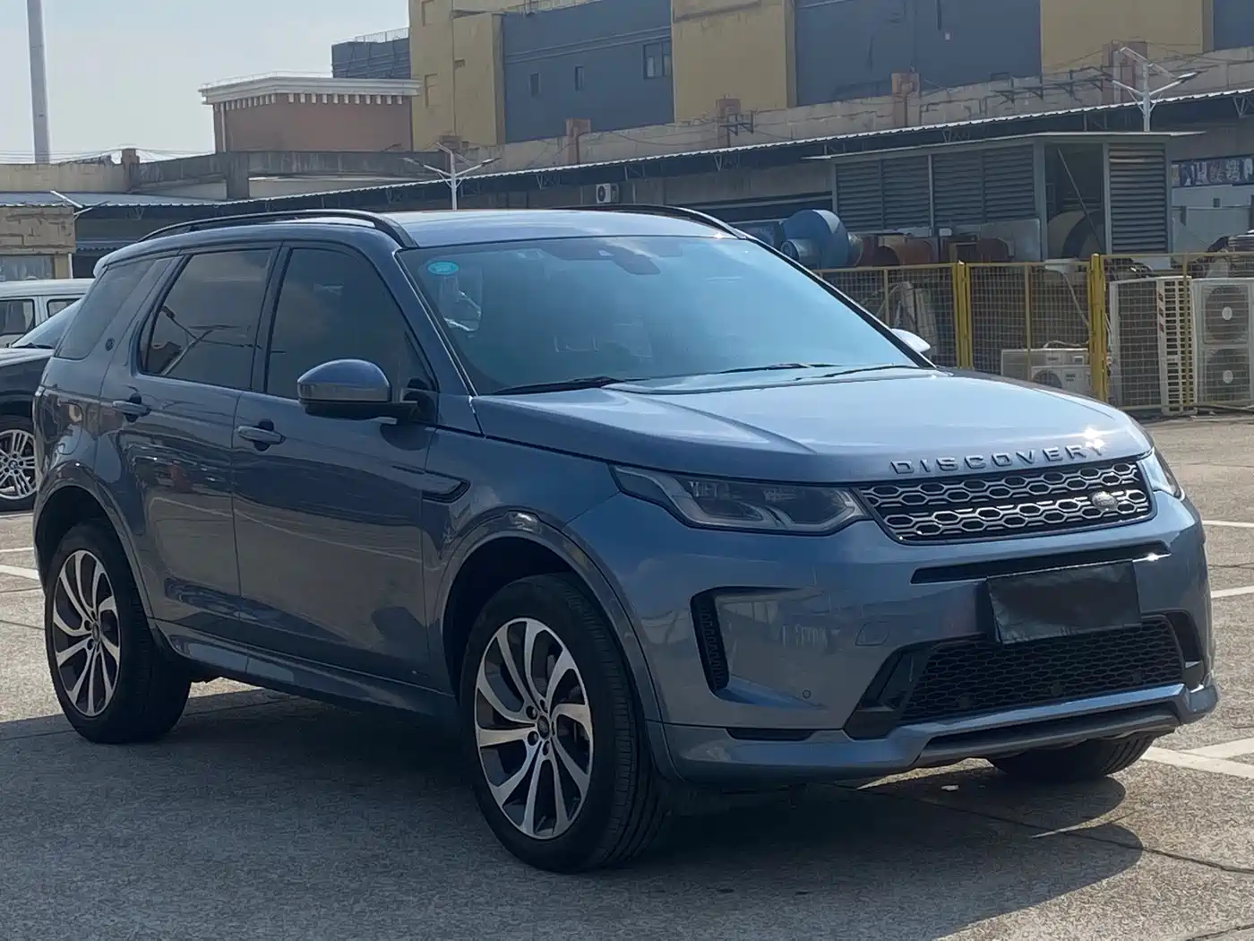 Land Rover Discovery Sport 2020 249PS R-Dynamic Performance фото 3