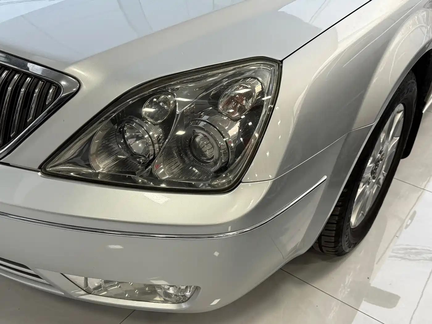 Photo 3 - Buick LaCrosse