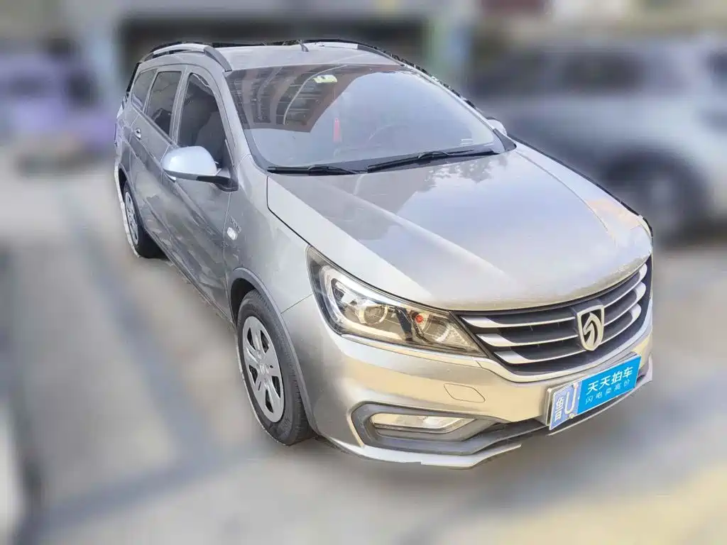 2021 Baojun 310W