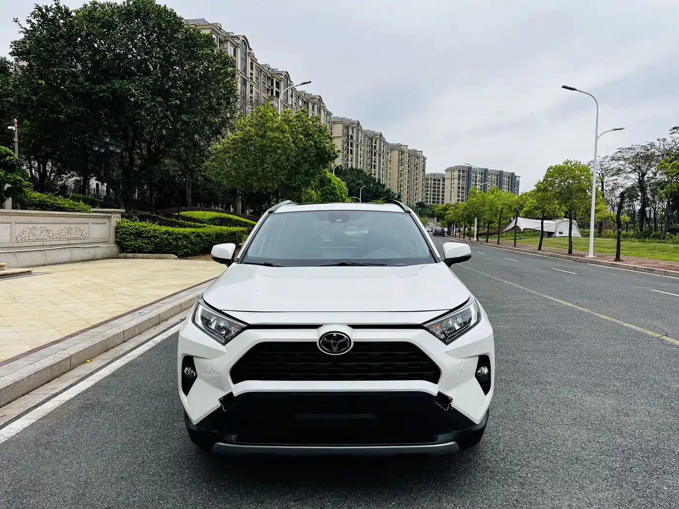 Toyota RAV4 Rongfang 2020 2.0L CVT 2WD Trend Edition фото 2