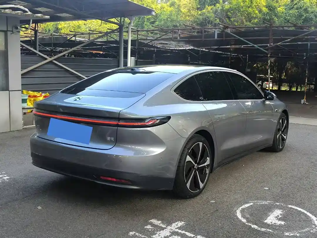 NIO ET7 2025 2024 75kWh Executive Signature Edition