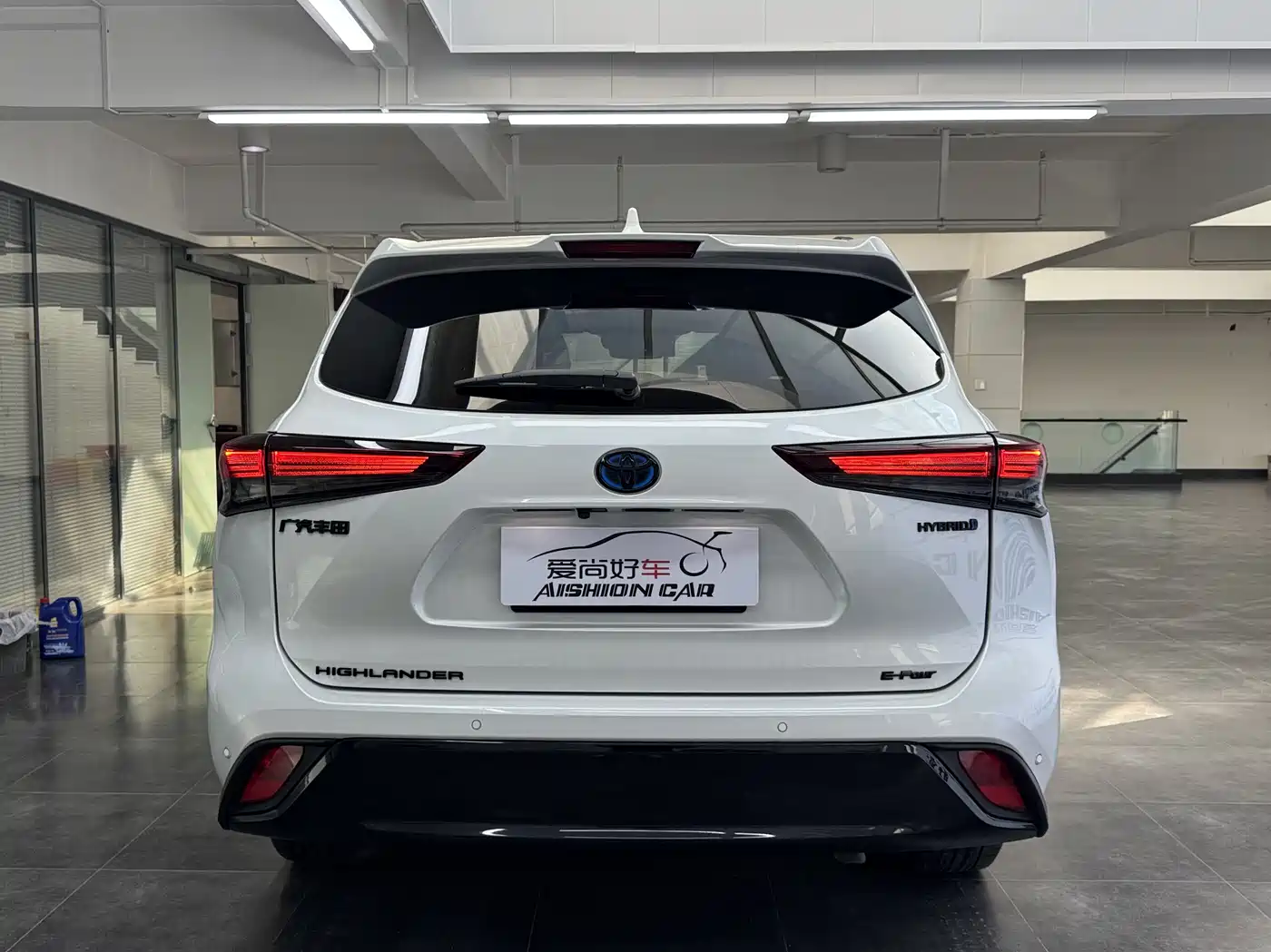 TOYOTA HIGHLANDER