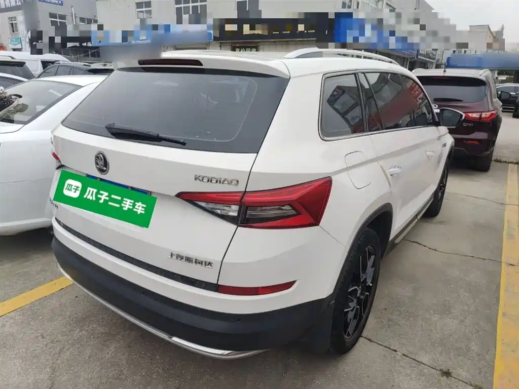 Škoda Kodiaq 2017 TSI330 7-seater 2WD Luxury Edition фото 7