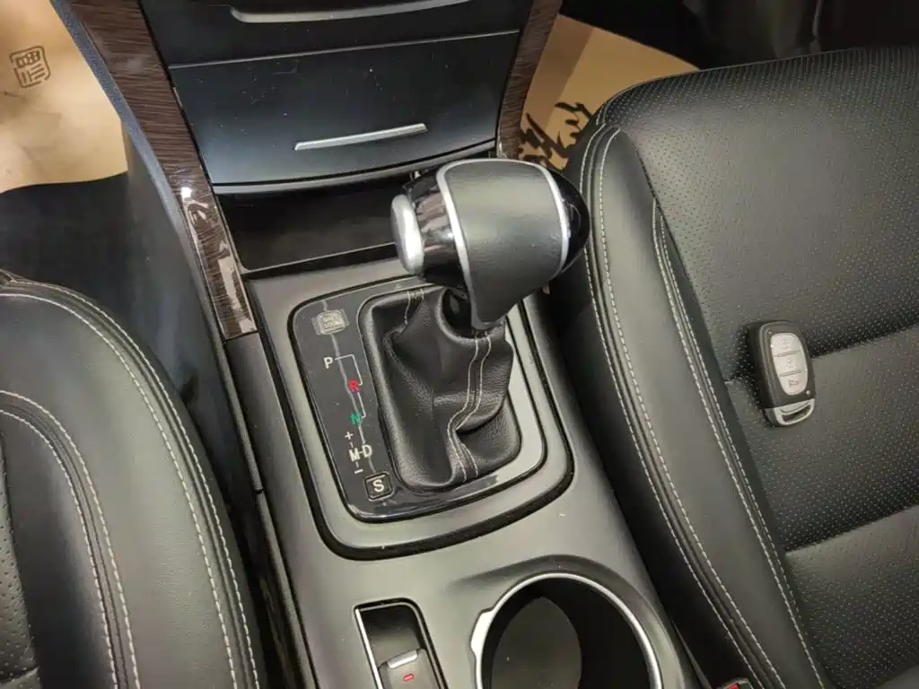 BAIC Huansu S6 2016 2017 1.5T CVT Delight
