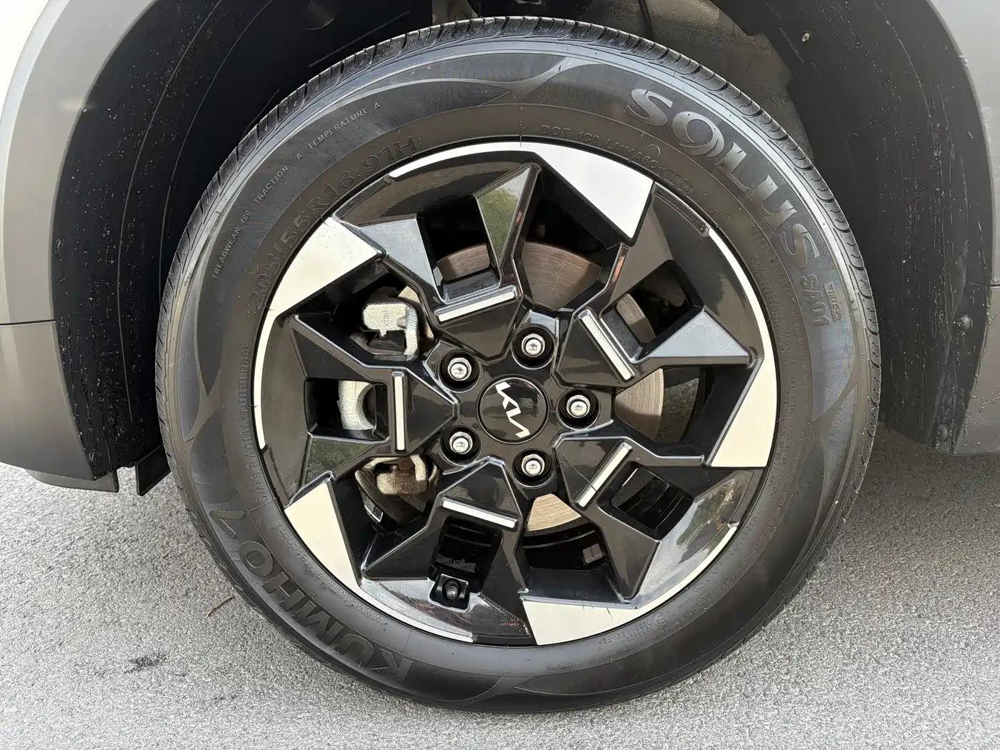 Kia Sonet 2024 1.5L Luxury Smart Edition фото 5