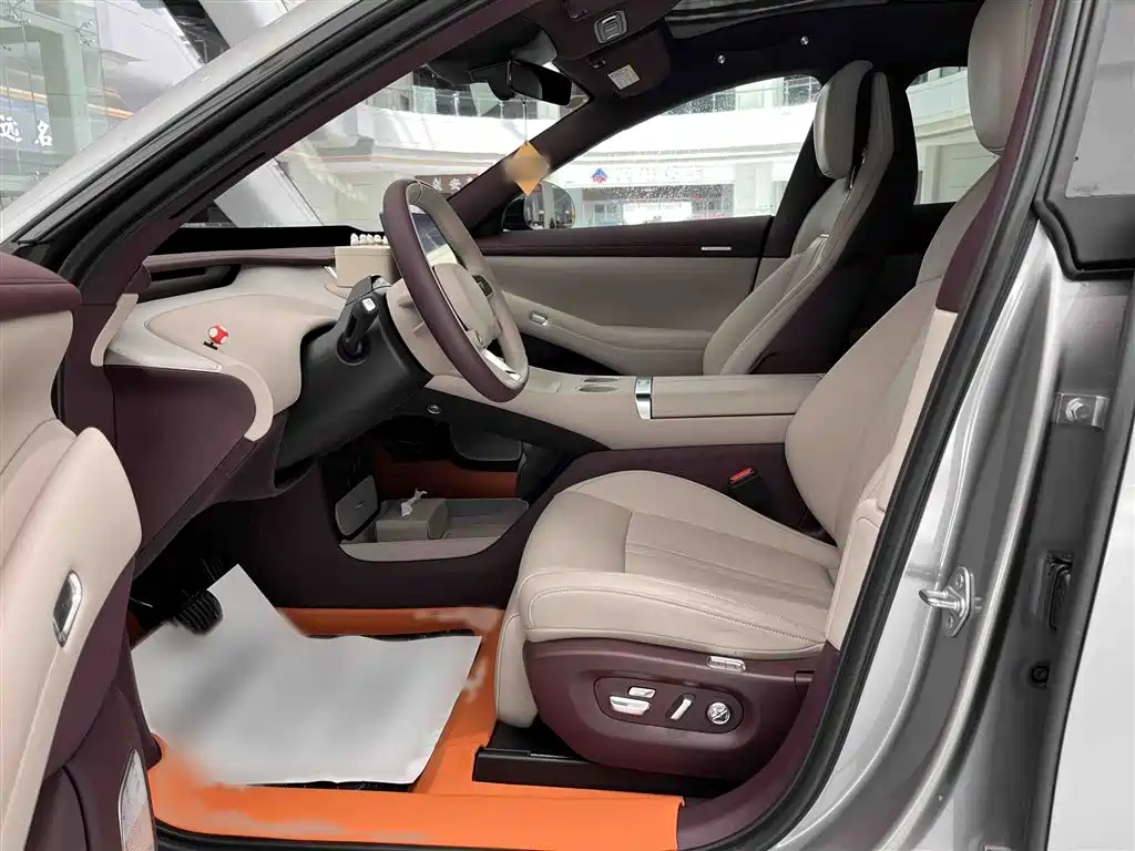 Xiaomi Auto Xiaomi YU7 2025 Extended Range RWD Edition фото 20