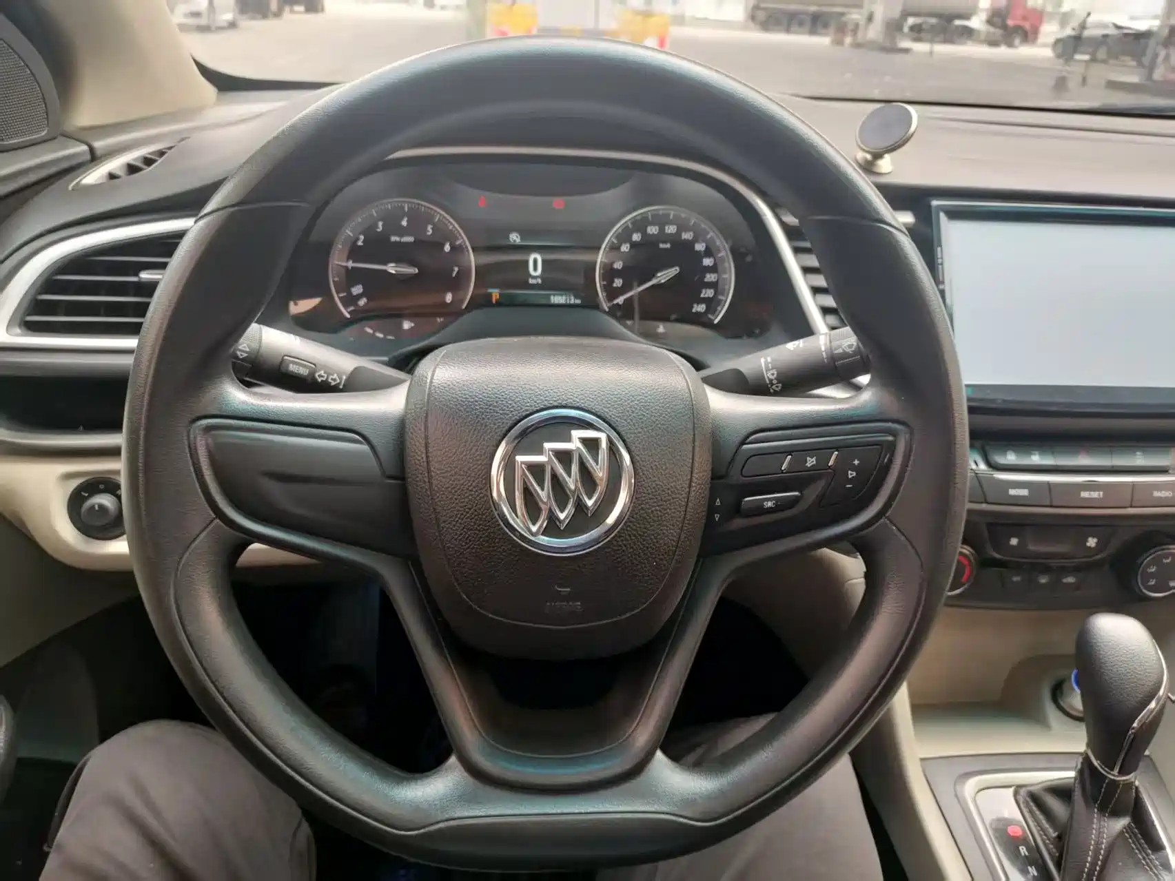 Фото 18 - Buick Excelle