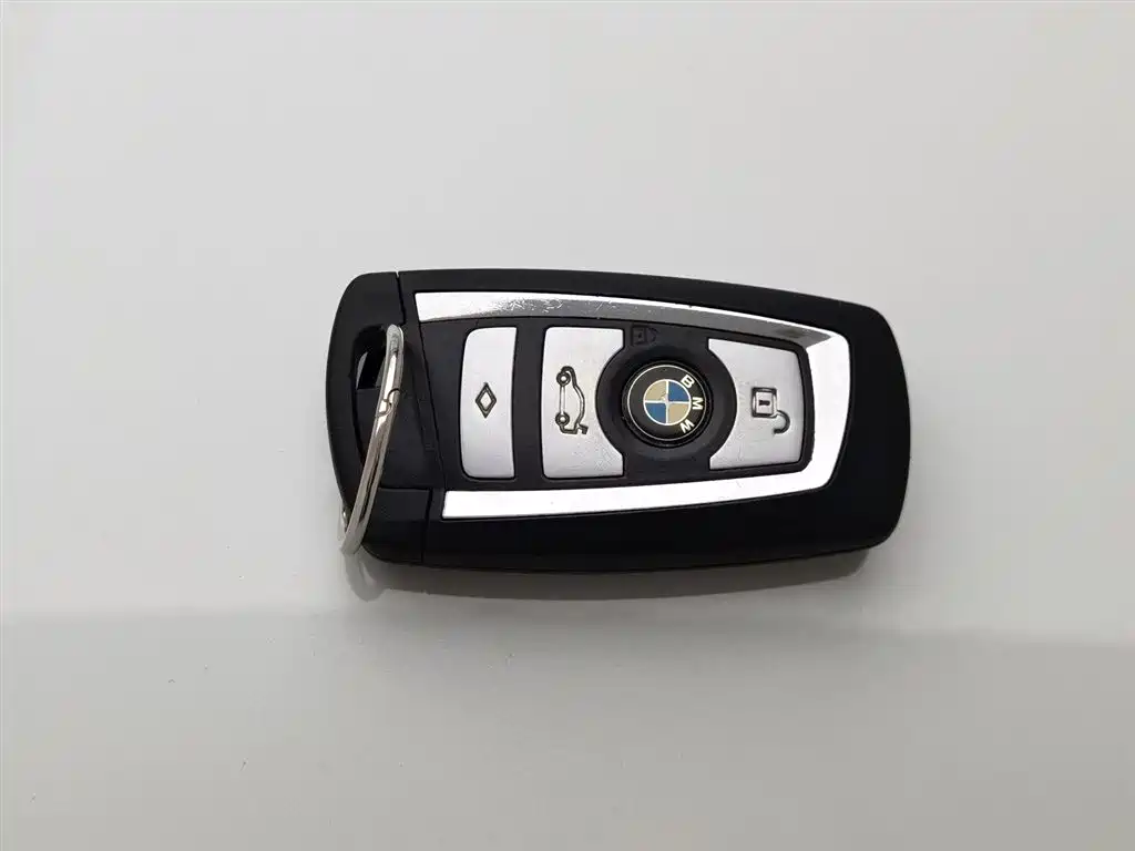 BMW 5 Series 2014 525Li Luxury Design Package фото 19