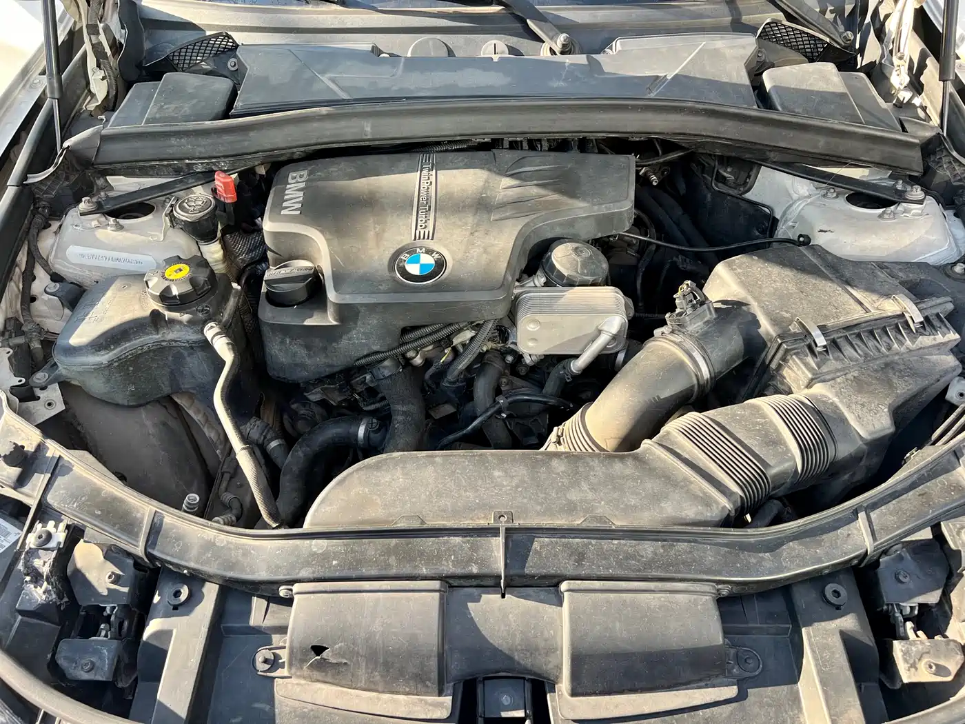 BMW X1 2013 sDrive20i Sport Design Package фото 25