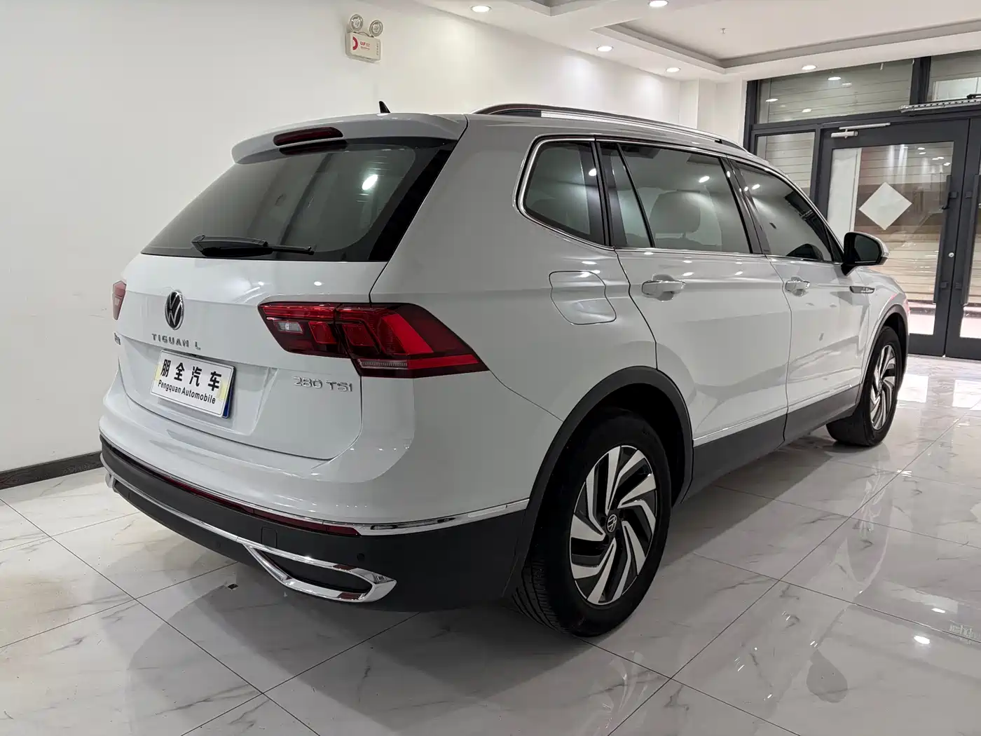 Volkswagen Tiguan L 2023 280TSI 2WD Trend Limited Edition фото 17