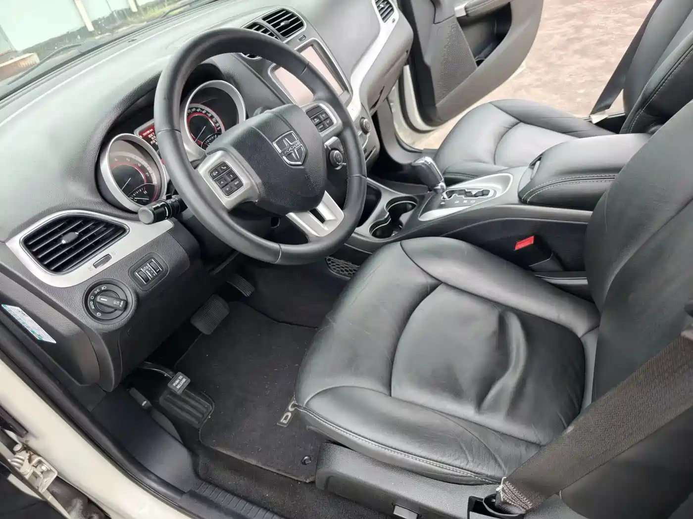 Dodge Journey 2014 2013 Model 2.4L 2WD Premium Edition