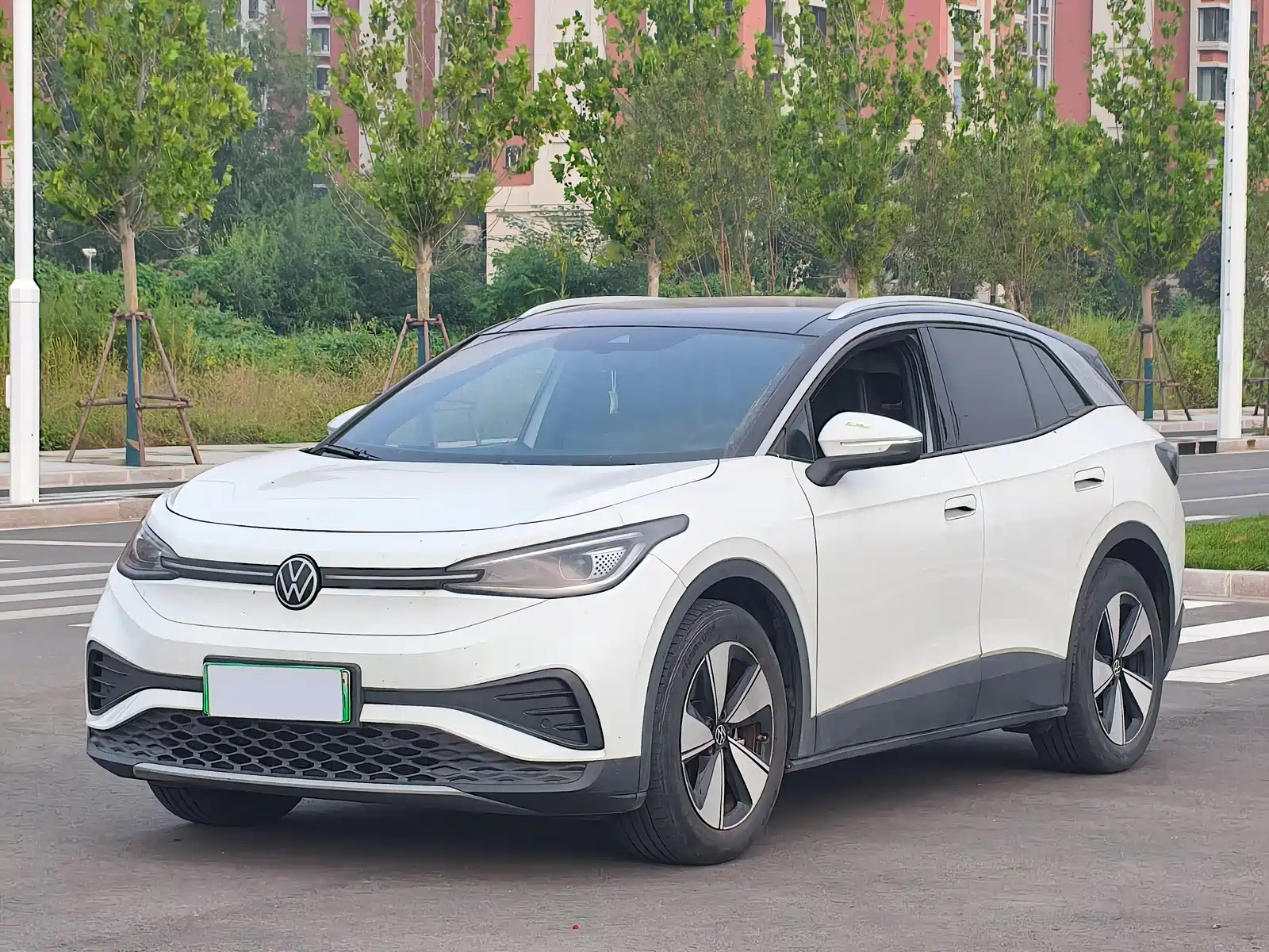 Photo 1 - Volkswagen ID.4 X