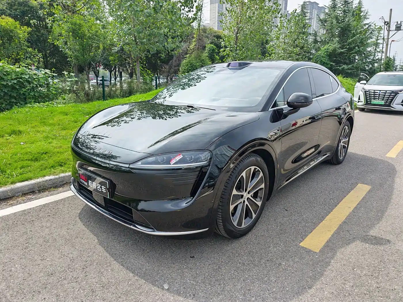  Zhijie Luxeed R7 2024 Pure Electric 802km Max