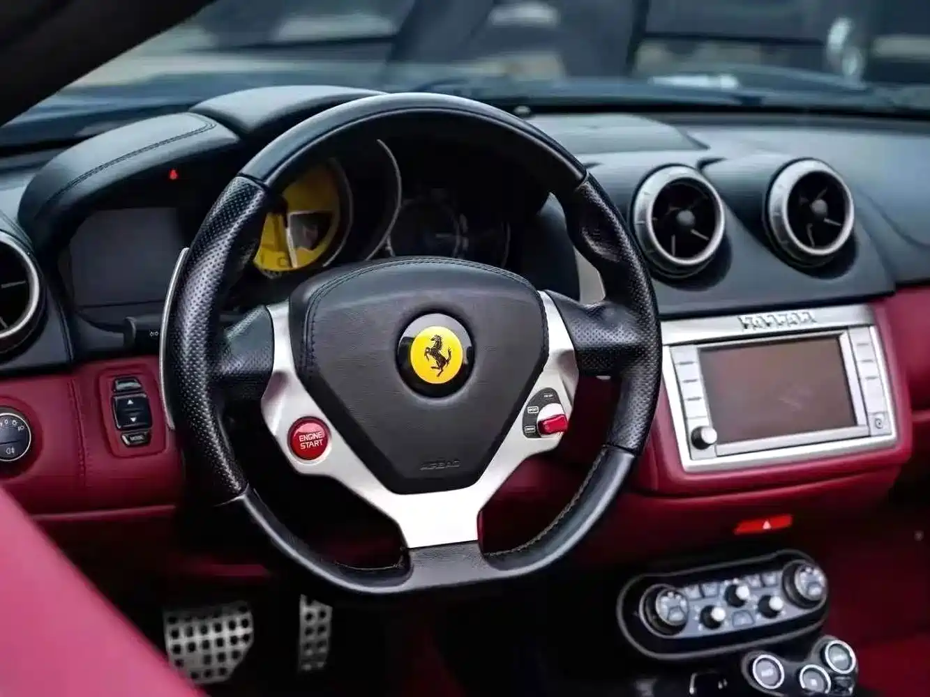 Ferrari California T 2013 2012 4.3L Standard