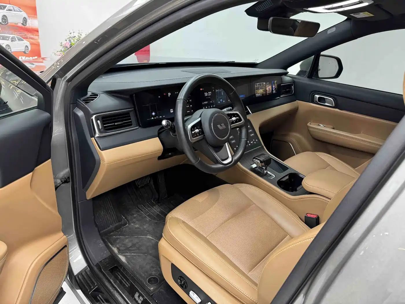 Фото 4 - Li Auto Li ONE
