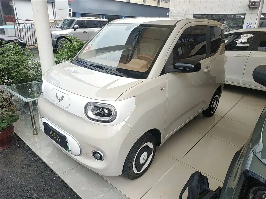 WULING AUTOMOBILE HONGGUANG MINIEV