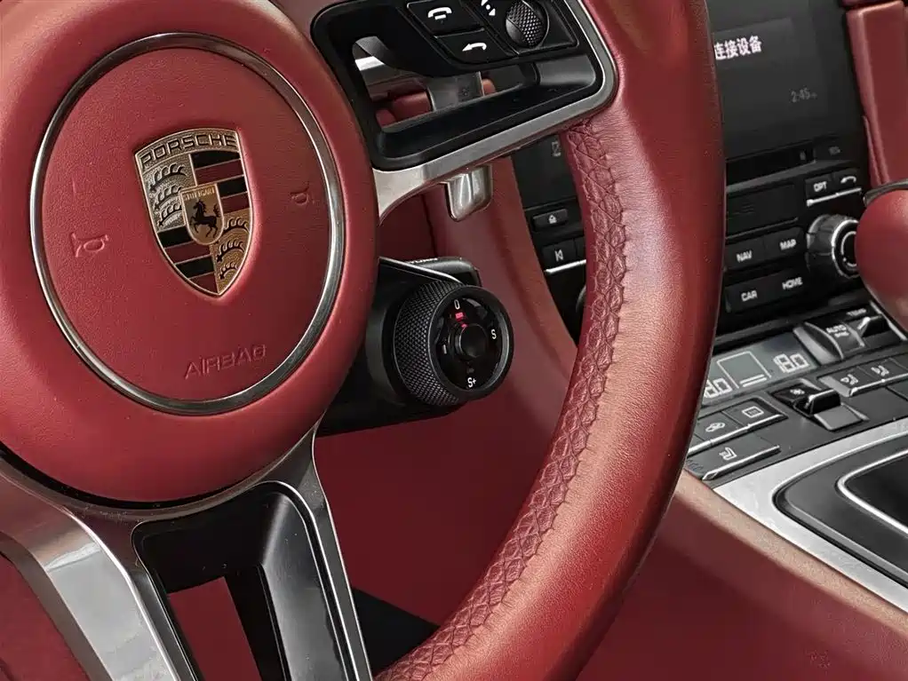 Porsche 911 2016 Carrera 3.0T фото 11