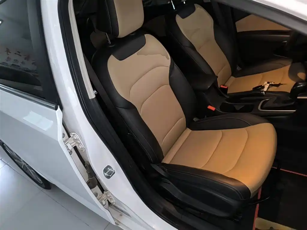 Chevrolet Monza 2020 320 Auto Joy Edition фото 25