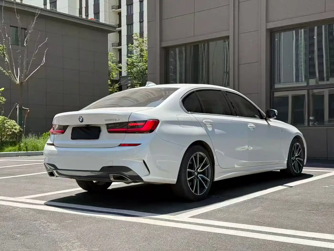 Фото 9 - BMW 3 Series