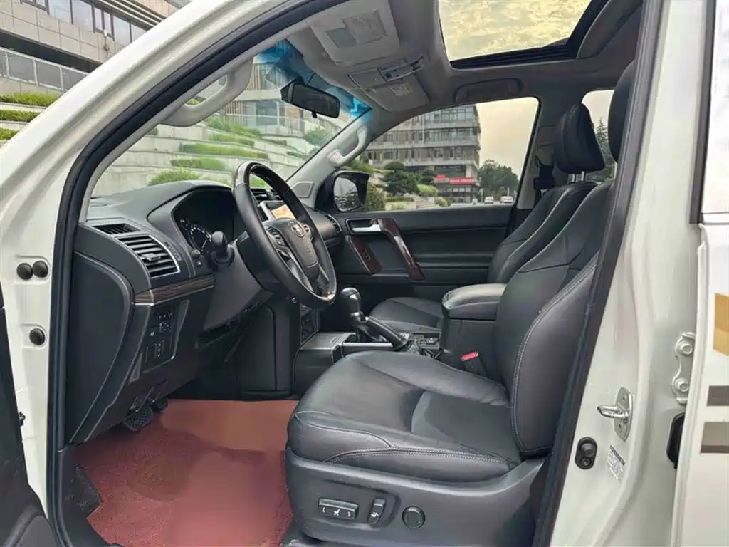 Toyota Prado 2018 3.5L Auto TX-L фото 12
