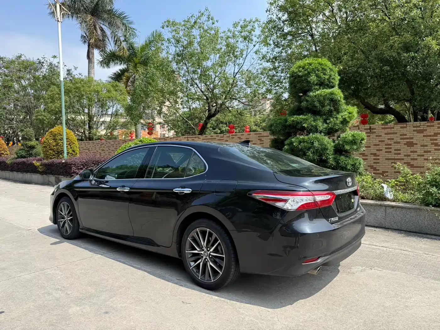 Toyota Camry 2021 2.5G Luxury Edition фото 5