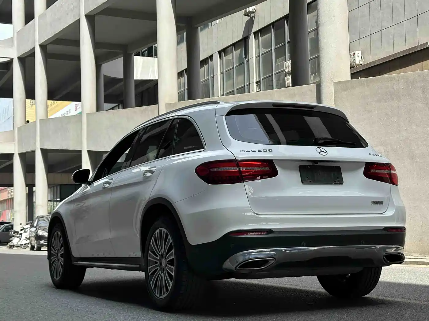 Mercedes-Benz GLC 2016 GLC 200 4MATIC фото 7
