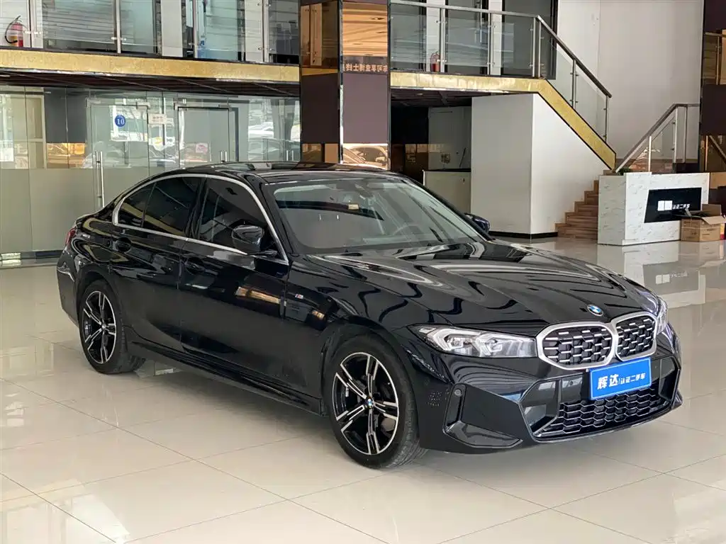 BMW 3 Series 2024 325i M Sport Package фото 3