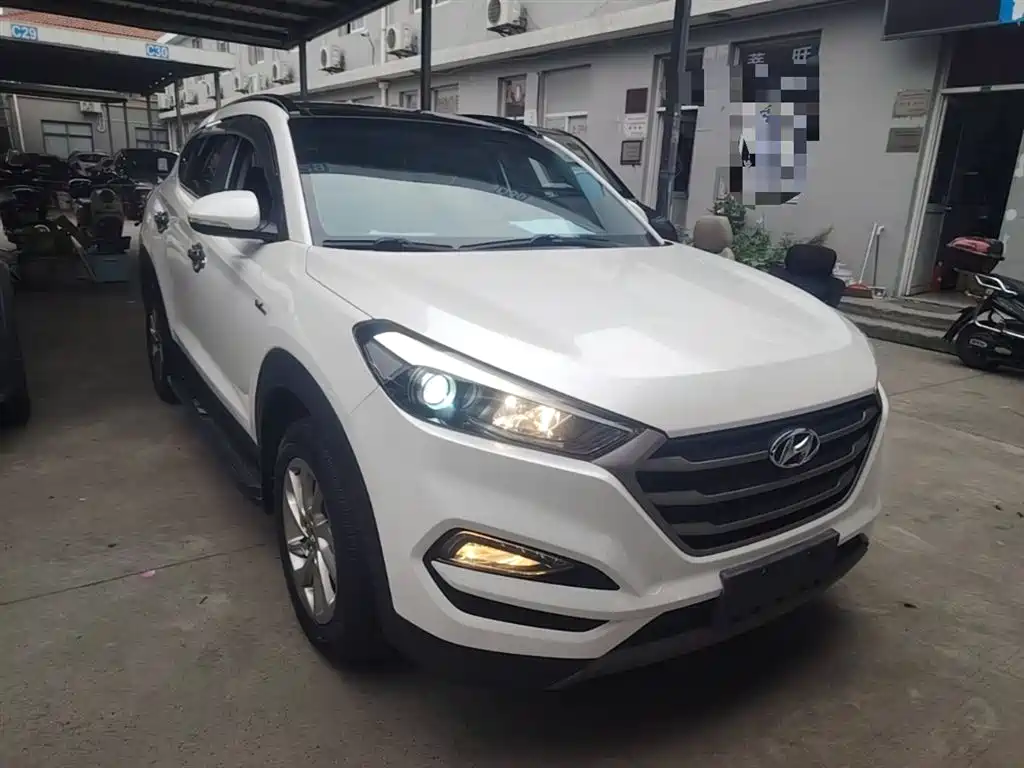 Hyundai Tucson 2015 1.6T Dual Clutch 2WD Smart фото 4